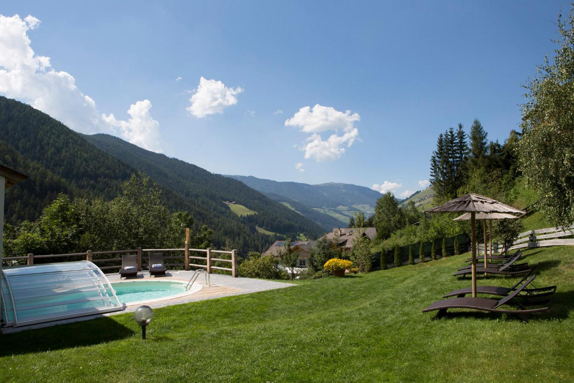 Villa Ortensia San Vigilio Di Marebbe Luaran gambar